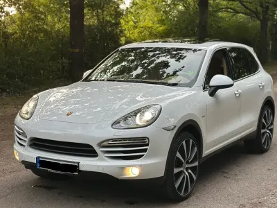 Gebraucht Porsche Cayenne 245 PS (180 kW) 2013 Weiß SUV