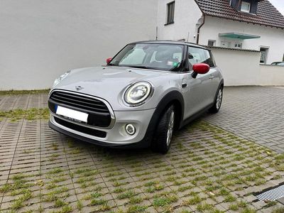 Gebraucht Mini Cooper 136 PS (100 kW) 2019 Weiß Kleinwagen