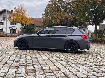 Gebraucht BMW 118 Advantage 136 PS (100 kW) 2018 Grau Kleinwagen
