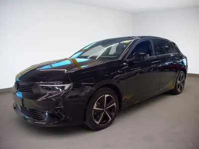 Gebraucht Opel Astra Sport 131 PS (96 kW) 2025 Lackierung schwarz perla nera/ Kleinwagen