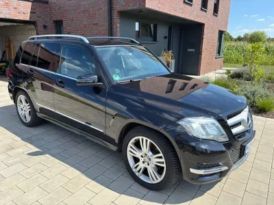 Gebraucht Mercedes GLK200 143 PS (105 kW) 2012 Schwarz SUV