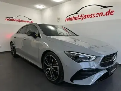 Gebraucht Mercedes CLA200 AMG 150 PS (110 kW) 2025 Grau Coupé