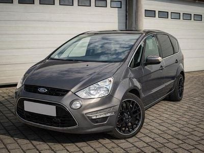 Gebraucht Ford S-MAX Titanium 203 PS (149 kW) 2012 Braun Van / Kleinbus