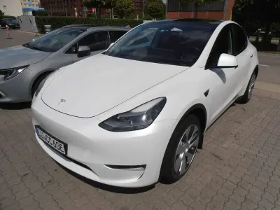 Gebraucht Tesla Model Y 378 kW (514 PS) 2023 Weiß SUV