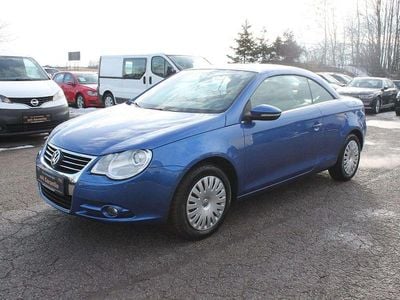 Gebraucht VW Eos 160 PS (117 kW) 2010 Rising blue metallic Cabrio