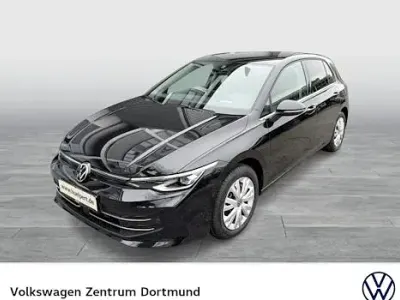 Gebraucht VW Golf VIII Style 150 PS (110 kW) 2025 Grenadillschwarz metallic Limousine