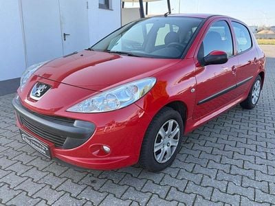 Gebraucht Peugeot 206+ Basis 75 PS (55 kW) 2009 Rot Kleinwagen