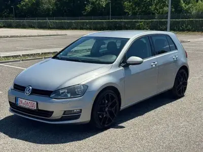 Gebraucht VW Golf VII Comfortline 140 PS (102 kW) 2013 Tungsten silver Limousine