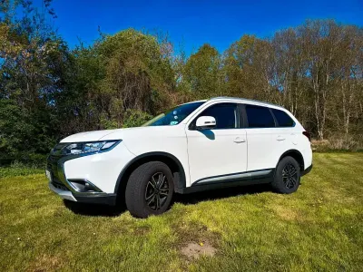 Usata Mitsubishi Outlander 150 CV (110 kW) 2018 Bianco SUV