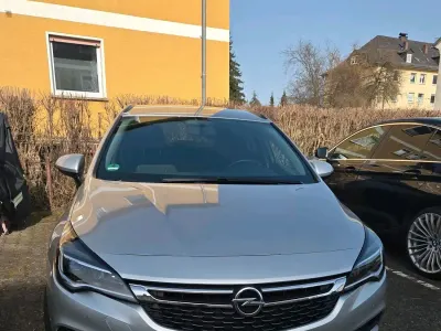 Używany Opel Astra 150 KM (110 kW) 2018 Srebrny Kombi
