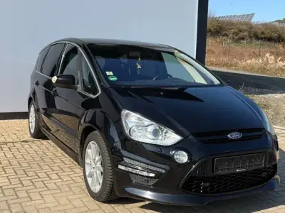 Używany Ford S-MAX Titanium S 200 KM (147 kW) 2014 Czarny Minivan
