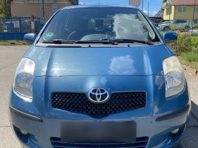 Usata Toyota Yaris Executive 87 CV (63 kW) 2008 Blu Utilitaria