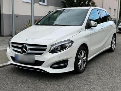 Mercedes B200