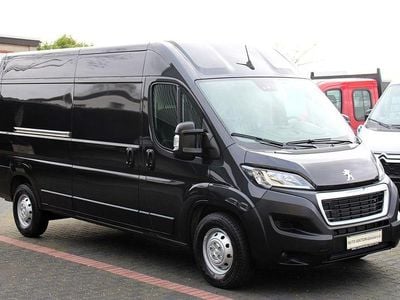 Gebraucht Peugeot Boxer 165 PS (121 kW) 2024 Gris graphito Van