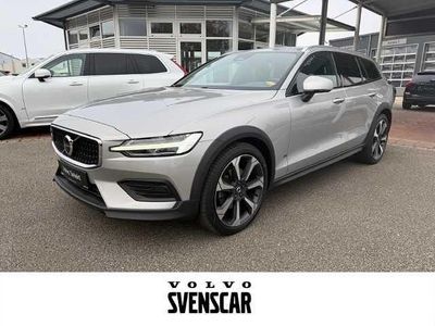 Gebraucht Volvo V60 CC 145 PS (106 kW) 2023 Kombi