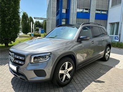 Mercedes GLB200