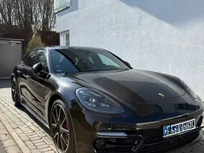 Gebraucht Porsche Panamera GTS Sport Turismo 460 PS (338 kW) 2019 Schwarz Limousine