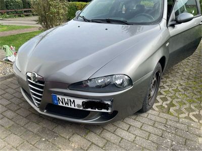 gebraucht Alfa Romeo 147 HU08/24, erst 128 tkm, kein relevanter Rost