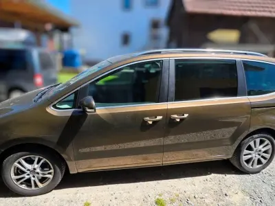 Gebraucht Seat Alhambra Ecomotive 140 PS (102 kW) 2011 Braun Van / Kleinbus