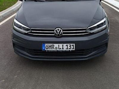 Gebraucht VW Touran Highline 150 PS (110 kW) 2021 Grau Van / Kleinbus