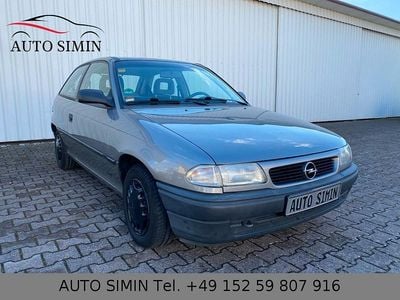 Second-hand Opel Astra 71 CP (52 kW) 1994 Gri Break