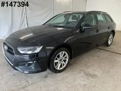 Gebraucht Audi A4 Sport 163 PS (119 kW) 2022 Schwarz Kombi