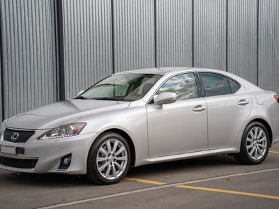 gebraucht Lexus IS250 V6 Luxury Line mit 56.000 KM!