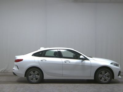 BMW 216