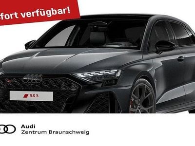 Grau Neu 2026 Audi RS3 Sport Limousine | 74.490 €
