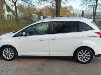 Gebraucht Ford C-MAX Titanium 150 PS (110 kW) 2018 Weiß Van / Kleinbus