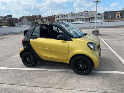 Gebraucht Smart ForTwo Cabrio Passion 71 PS (52 kW) 2016 Gold Cabrio