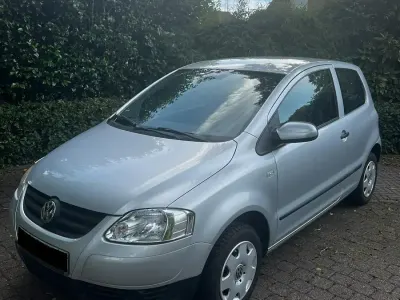 Gebraucht VW Fox 55 PS (40 kW) 2005 Silber Kleinwagen