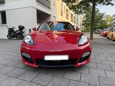 Porsche Panamera GTS