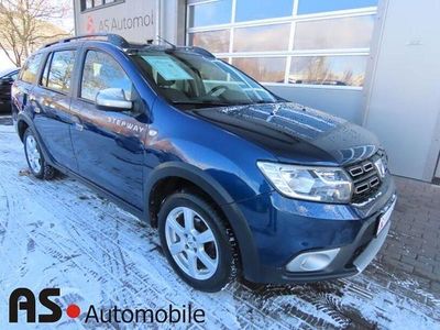 Blau Gebraucht 2017 Dacia Logan Limousine | 5.790 € (Guter Preis)