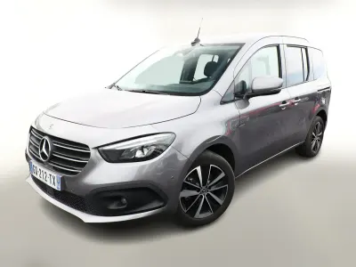 Gebraucht Mercedes T180 Progressive 131 PS (96 kW) 2023 Grau metallic Van / Kleinbus