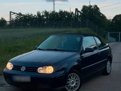 Gebraucht VW Golf 100 PS (73 kW) 1999 Blau Cabrio