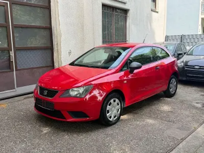 Usata Seat Ibiza SC Reference 69 CV (50 kW) 2014 Rosso Utilitaria