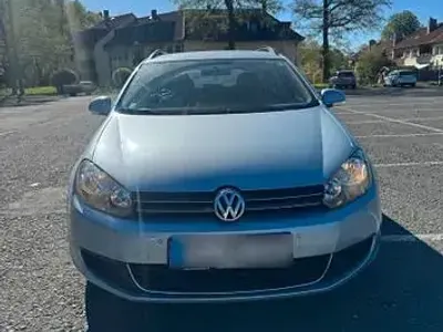Begagnad VW Golf VI Comfortline 105 HK (77 kW) 2010 Halvkombi