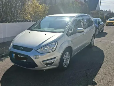 Gebraucht Ford S-MAX S 140 PS (102 kW) 2014 Silber Van / Kleinbus