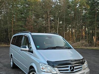 Gebraucht Mercedes Viano 163 PS (119 kW) 2012 Silber Van / Kleinbus