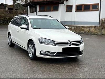 Gebraucht VW Passat 170 PS (125 kW) 2012 Weiß Kombi