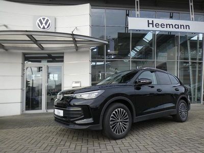 Nouă VW Tiguan Advance 150 CP (110 kW) 2025 Negru SUV