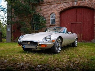Usata Jaguar E-Type 265 CV (194 kW) 1974 Argento Cabrio