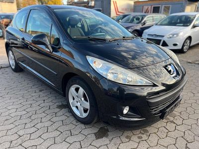 Gebraucht Peugeot 207 Tendance 95 PS (69 kW) 2010 Schwarz Kleinwagen