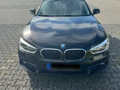 Gebraucht BMW 118 Sport Line 150 PS (110 kW) 2018 Schwarz Kleinwagen