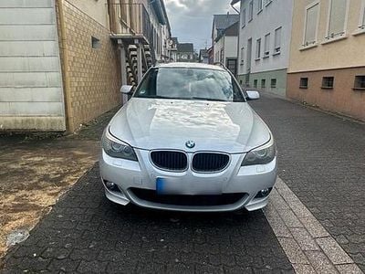 Gebraucht BMW 520 177 PS (130 kW) 2009 Silber Kombi
