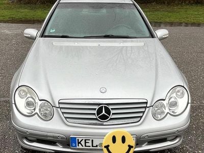 Gebraucht Mercedes C180 143 PS (105 kW) 2002 Silber Coupé