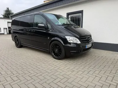 Gebraucht Mercedes Viano Avantgarde Edition 224 PS (164 kW) 2012 Schwarz Van / Kleinbus
