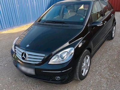 Gebraucht Mercedes B200 136 PS (100 kW) 2008 Schwarz Van / Kleinbus