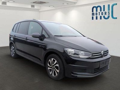 Second-hand VW Touran 150 CP (110 kW) 2021 Negru Monovolum